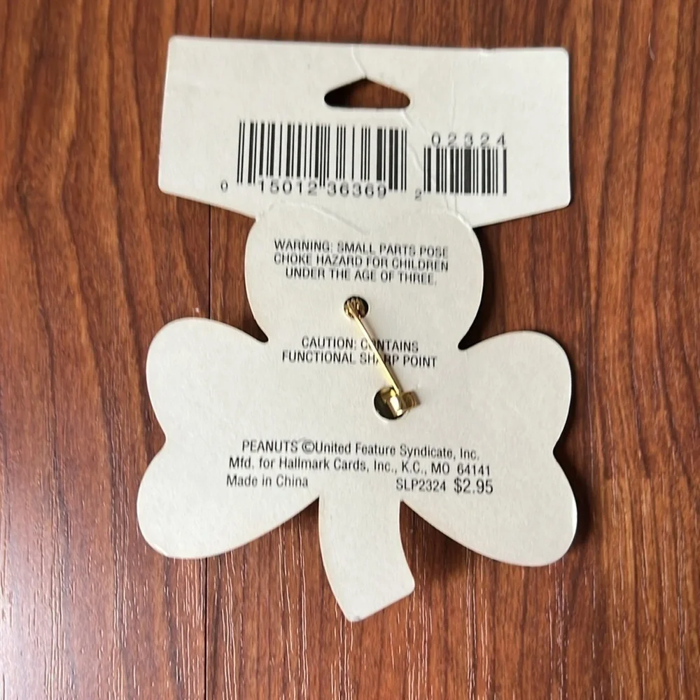 Hallmark St. Patrick’s Lapel Day Pins Snoopy & Shamrock Vintage New on Card